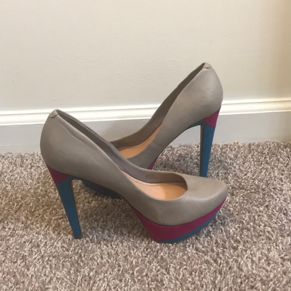 Jessica Simpson leather and suede pumps